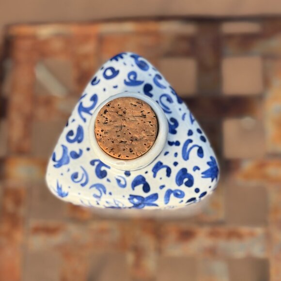 Vintage Hand-Painted Triangular Italian Maiolica Jar "Sciroppo di Tamarindo" - Picture 5 of 6